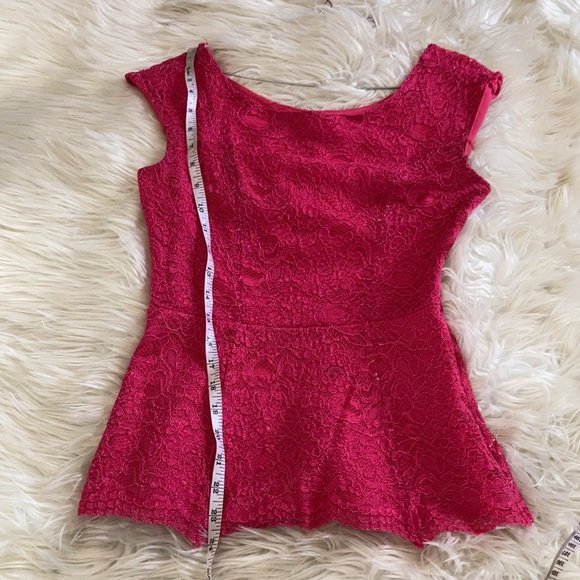 Forever 21 deep pink fitted crewneck peplum Lacy blouse top shirt cap sleeves S - Picture 12 of 17